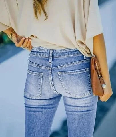 SKINNY JEANS CON EFECTO PUSH-UP