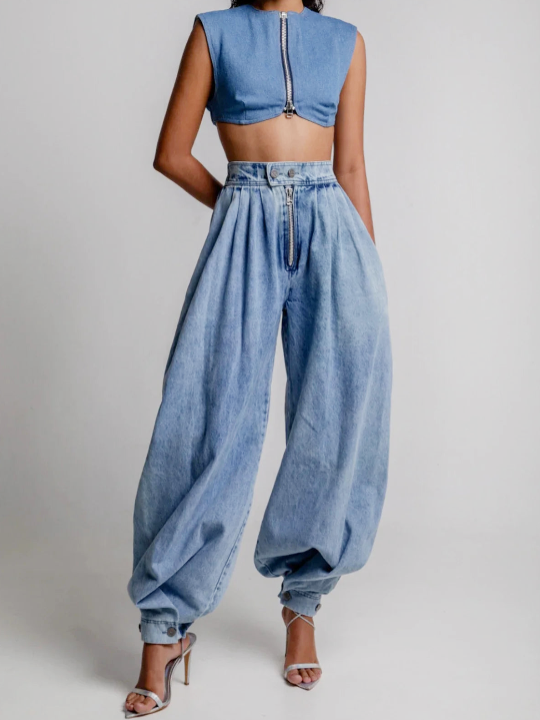 JEANS DE PIERNA ANCHA