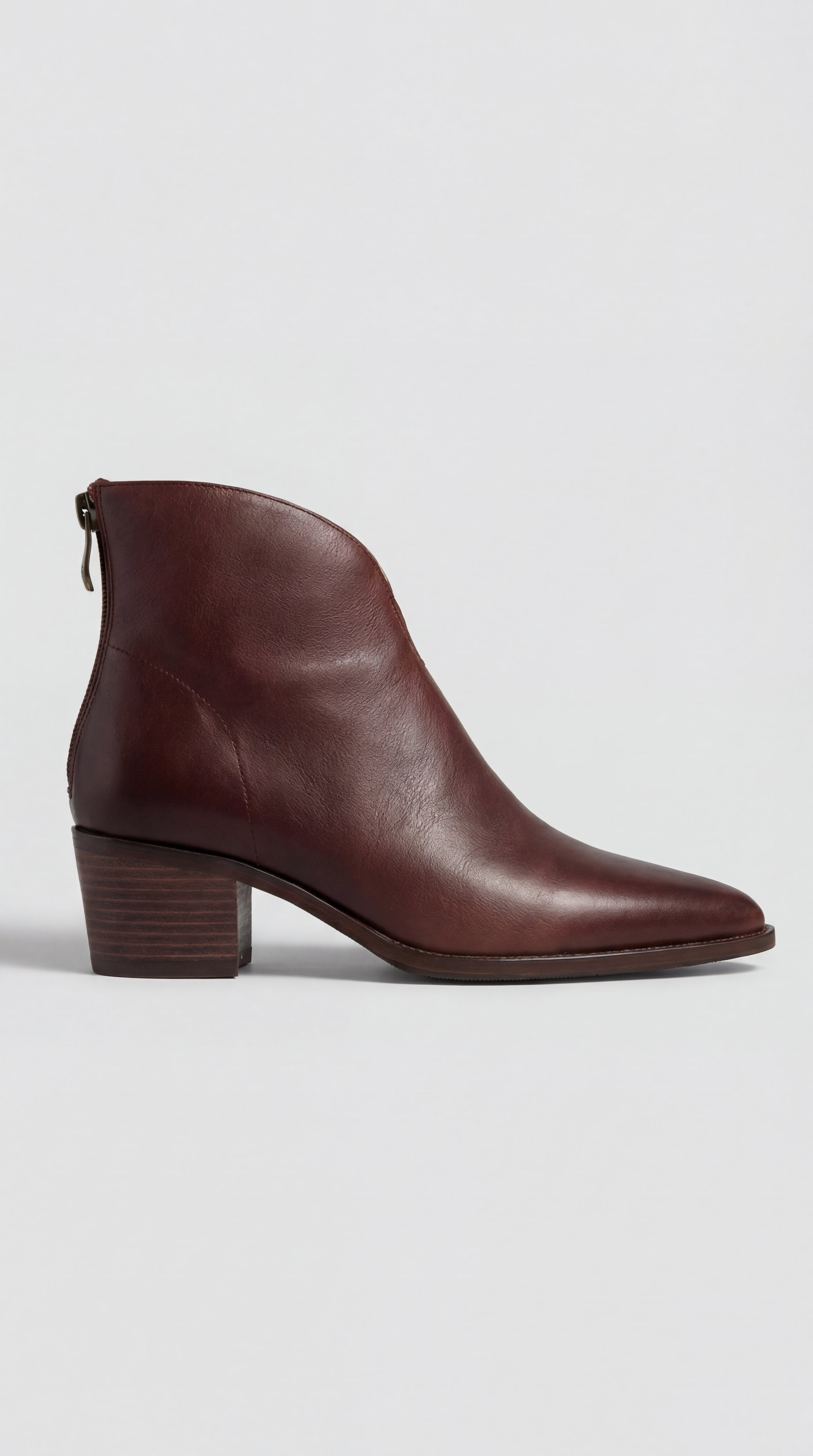 Botines Cristina de tacón bajo