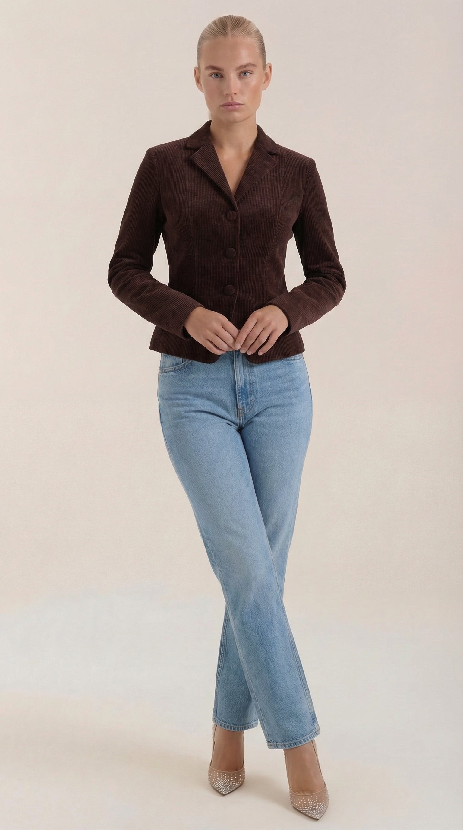 Chaqueta de terciopelo Natasha con cierre de botones